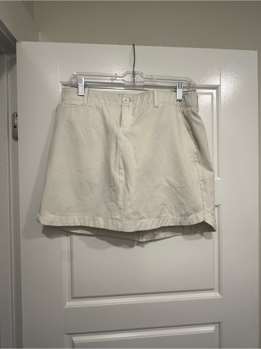 Under Armour Cream Women’s Skort
